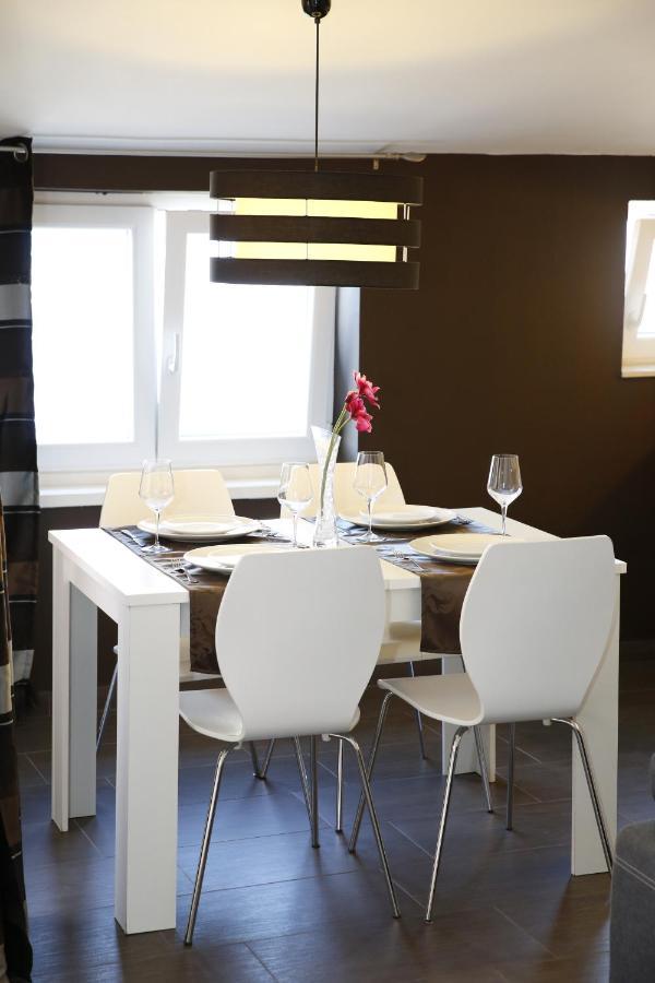 Guest House Lorenta Vodice Bagian luar foto