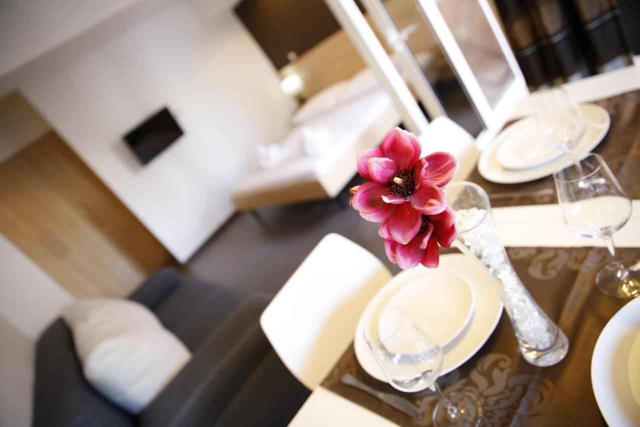 Guest House Lorenta Vodice Bagian luar foto