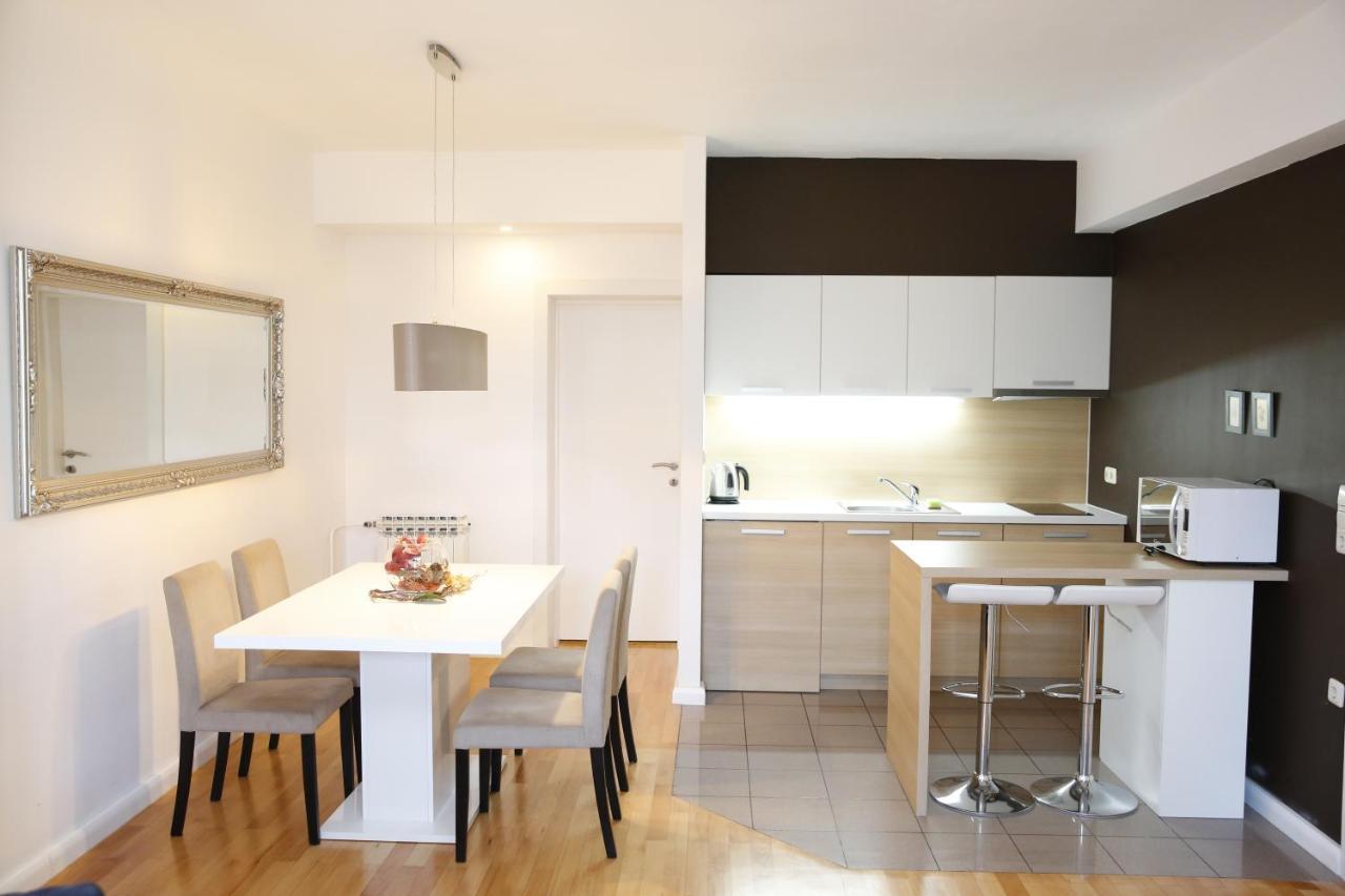 Guest House Lorenta Vodice Bagian luar foto