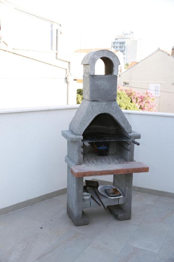 Guest House Lorenta Vodice Bagian luar foto