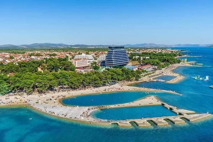 Guest House Lorenta Vodice Bagian luar foto